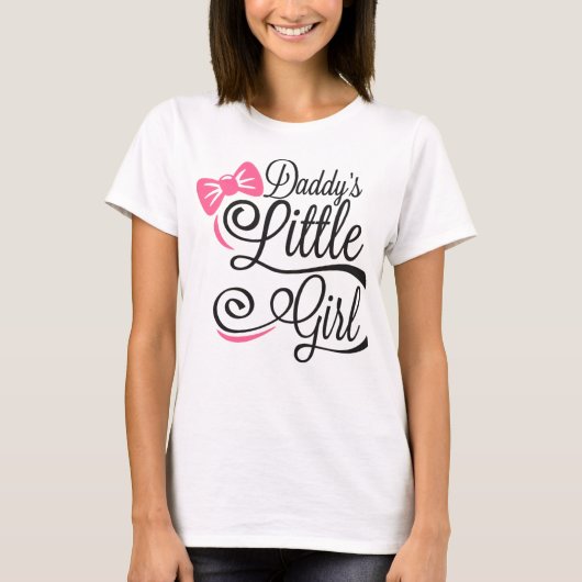 Daddy's Little Girl Pink Bow Script Tシャツ (正面)