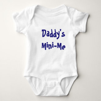 Daddy's Mini-me Onsie/Creeper forベビー ベビーボディスーツ
