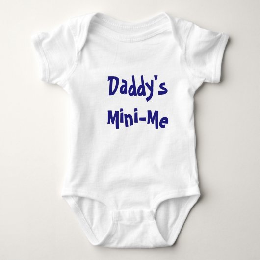 Daddy's Mini-me Onsie/Creeper forベビー ベビーボディスーツ (正面)