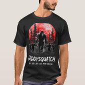 Daddysquatch Like A Dad Just Way More Two Boy Tシャツ (正面)