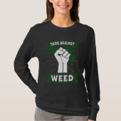 Dads Against Weed Funny Gardening Lawn Mowing Fath Tシャツ (正面)
