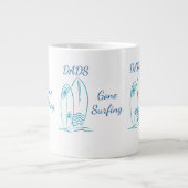Dads Gone Surfing, Fun Beach Father’s Day Gift ジャンボコーヒーマグカップ (正面)