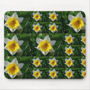 Daffodil Tic Tac Toe マウスパッド