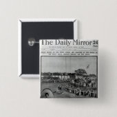 「Daily Mirrorのフロントカバー 缶バッジ (正面&裏面)