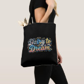 Dairy to Dream ~ かわいい酪農パロディTシャツ トートバッグ (クローズアップ)