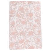 Daisy Blooms - Sweet Peach ミディアムペーパーバッグ (正面)