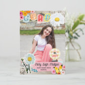 Daisy Flower Cutouts Scrapbook Collage Graduation 招待状 (スタンド正面)