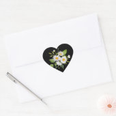 Daisy flower on black background Sticker ハートシール (封筒)