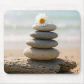 Daisy on a Stone Beach Cairn and Driftwood マウスパッド (正面)