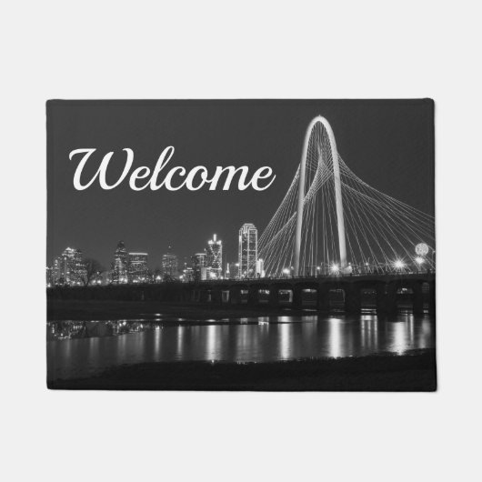 Dallas Bridge View Grayscale Welcome Doormat ドアマット (正面)