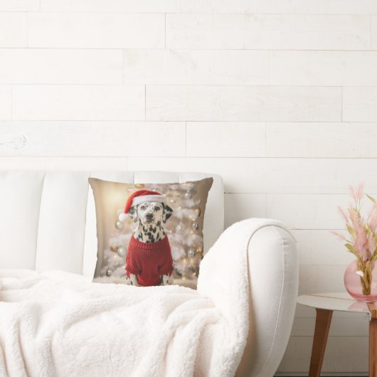 Dalmatian Dog Wearing a Red Christmas Sweater クッション (ソファ)