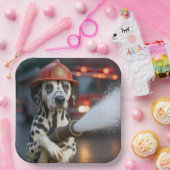 Dalmatian Dog With a Fire Hose ペーパープレート (パーティー)