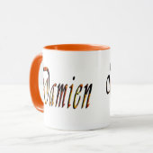 Damienの名前のロゴ、オレンジ色のコンボのコーヒーマグ マグカップ (正面左)
