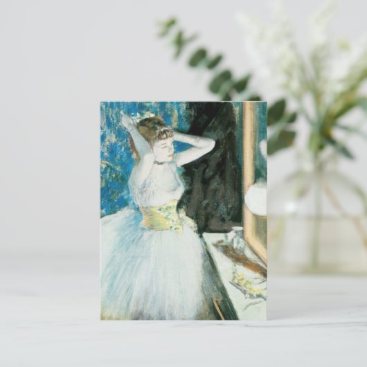 Dancer in Her Dressing Room | Edgar Degas ポストカード (スタンド正面)
