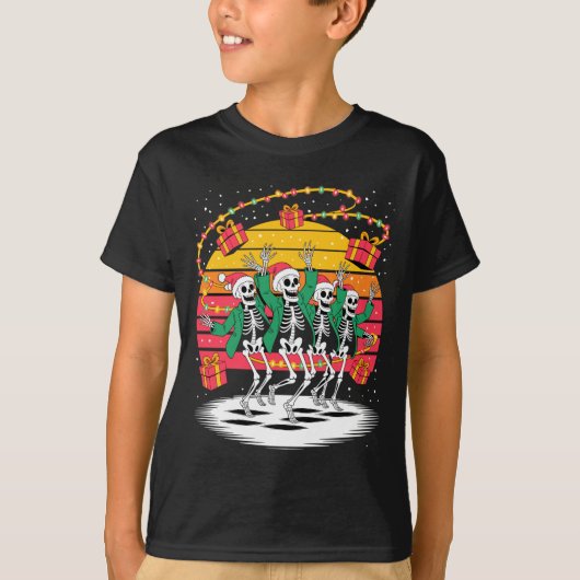 Dancing Skeletons With Santa Hats Christmas Lights Tシャツ (正面)