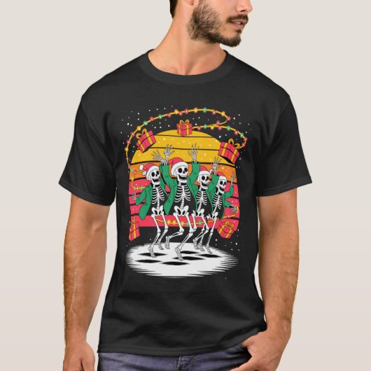 Dancing Skeletons With Santa Hats Christmas Lights Tシャツ (正面)