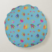 Dancing with the Wind on a Fresh Winter Horizon ラウンドクッション (裏面)