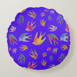 Dancing with the Wind on a Midnight Horizon ラウンドクッション