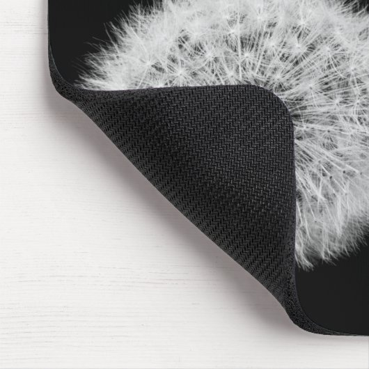 Dandelion白黒クローズアップ感動的写真 マウスパッド (コーナー)