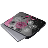 Dandelions Pink Black White Electronics laptop bag ラップトップスリーブ (正面下部)