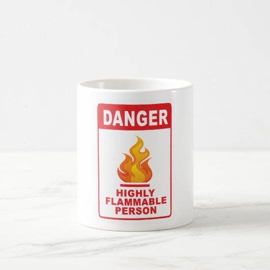 Danger Highly Flammable Person コーヒーマグカップ (中央)