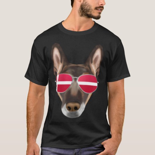 Danish Flag Belgian Malinoi Dog Denmark Pocket Tシャツ (正面)