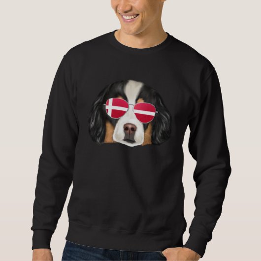 Danish Flag Bernese Mountain Dog Dog Denmark Pocke スウェットシャツ (正面)