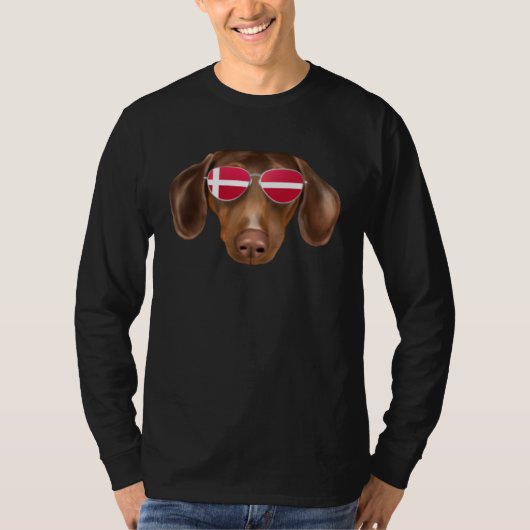 Danish Flag Brown Dachshund Dog Denmark Pocket Tシャツ (正面)
