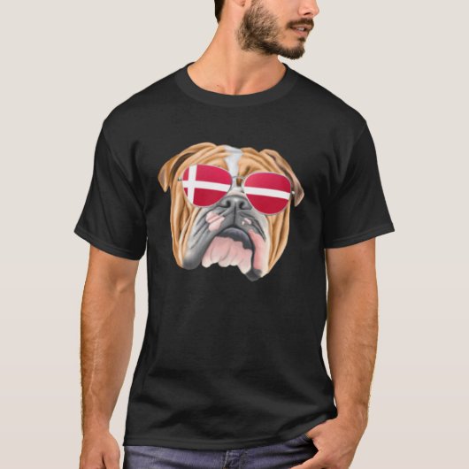 Danish Flag Bulldog Dog Denmark Pocket Tシャツ (正面)