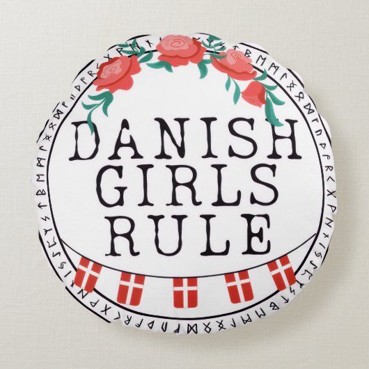 Danish Girl's Pillow ラウンドクッション (正面)