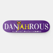 DANJAH ROUS スケートボード (横)