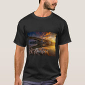 Danube River Bridge in Budapest Hungary Tシャツ (正面)