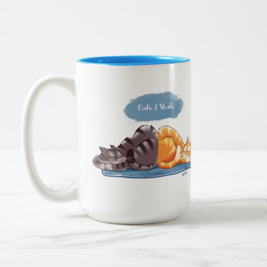 DARE 2共有猫by Jeff Willis Art ツートーンマグカップ (左)