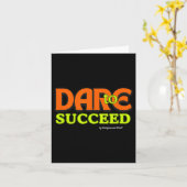 Dare To Succeed - Motivational Quote Inspiration  カード (黄色い花)