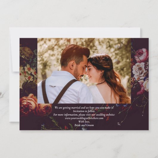 Dark エレガント Burgundy Moodyフローラ写真 セーブザデート (裏面)