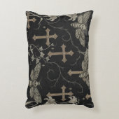 Dark Academia Moth & Cross Pillow – Vintage Gothic アクセントクッション (正面(垂直))