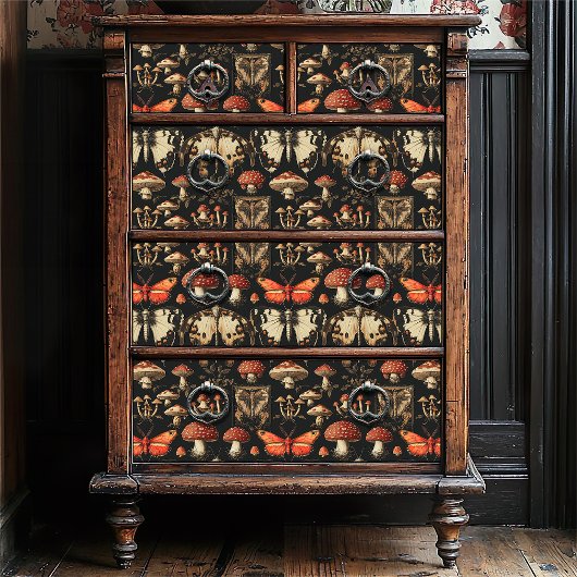 Dark Academia Vintage Red Fly Agaric Moth 薄葉紙