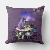 Dark Alice Caterpillar Rustic Deep Purple クッション (正面)