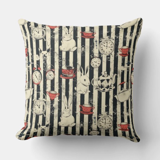 Dark Alice Rustic Striped Pattern クッション (正面)