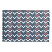 Dark Blue & Red Geometric Chevron Pattern 枕カバー (裏面)