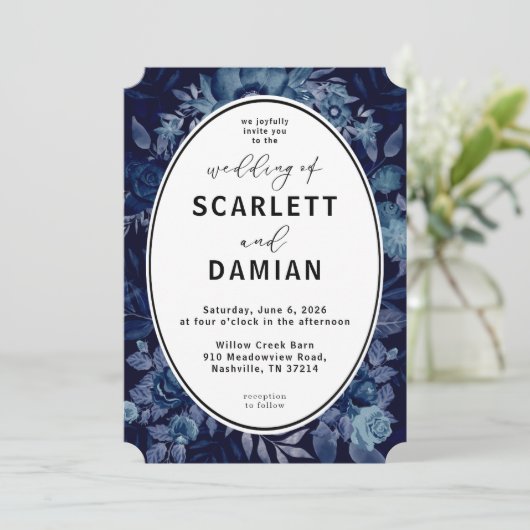 Dark Boho Moody Blue Floral Wedding 招待状 (スタンド正面)