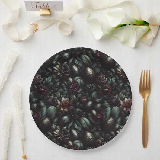 Dark Botanical Easter Paper Plates ペーパープレート (ウェディング)