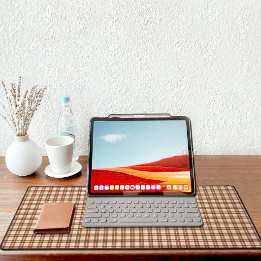 Dark Brown Plaid Pattern Desk mat デスクマット