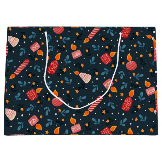 Dark Festive Mixed Candles Holiday Gift Bag ラージペーパーバッグ (正面)