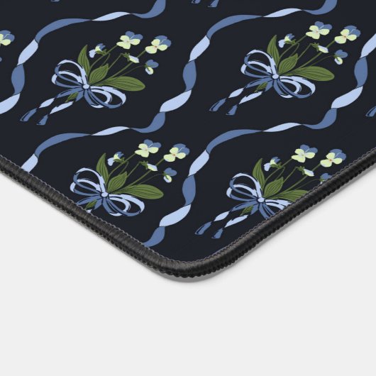 Dark floral bow pattern aesthetic desk mat デスクマット (コーナー)