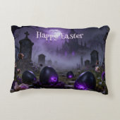 Dark Gothic Easter Scene with Glowing Eggs アクセントクッション (裏面)
