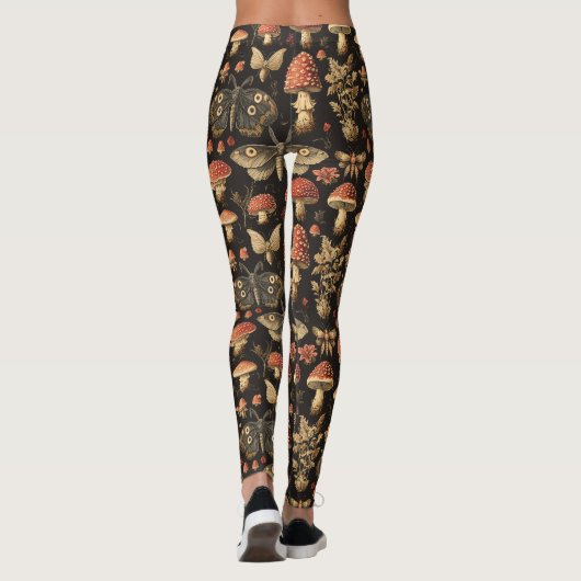 Dark Gothic Mushroom Specimen Dark Academia Moth レギンス (裏面)