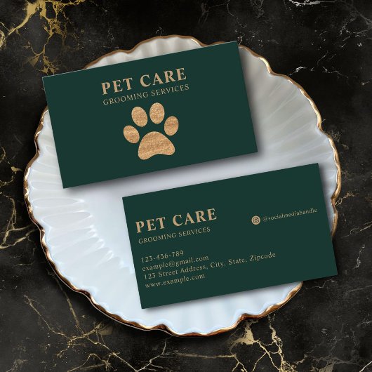 Dark Green Modern Luxury Golden Paw Pet Grooming 名刺