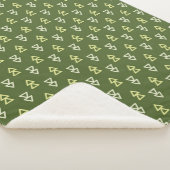 Dark Green Triangle Pattern Sherpa Blanket シェルパブランケット (3/4)