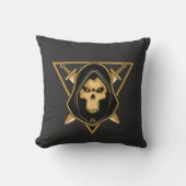 Dark Hooded Skull Throw Pillow クッション (正面)